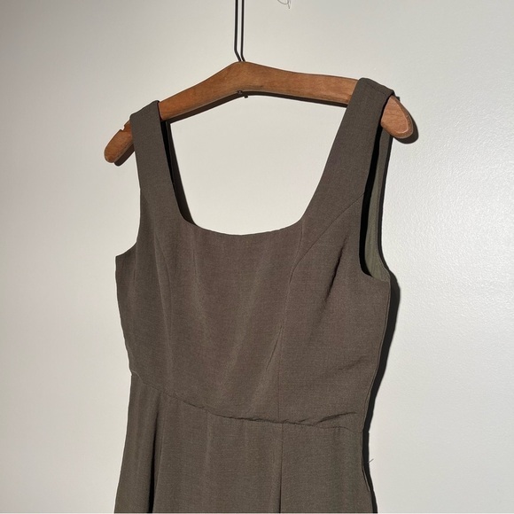 Essue Olive Green Tie Back Dress - Picture 10 of 11